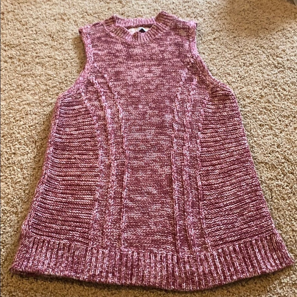 LOFT Sleeveless Sweater